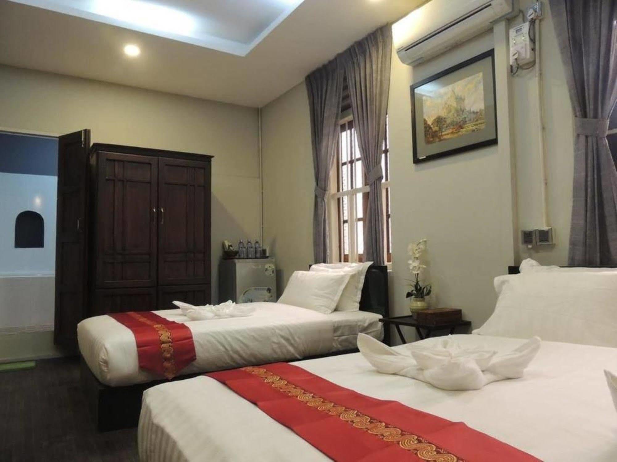 Hotel @ Yangon Heritage Kültér fotó