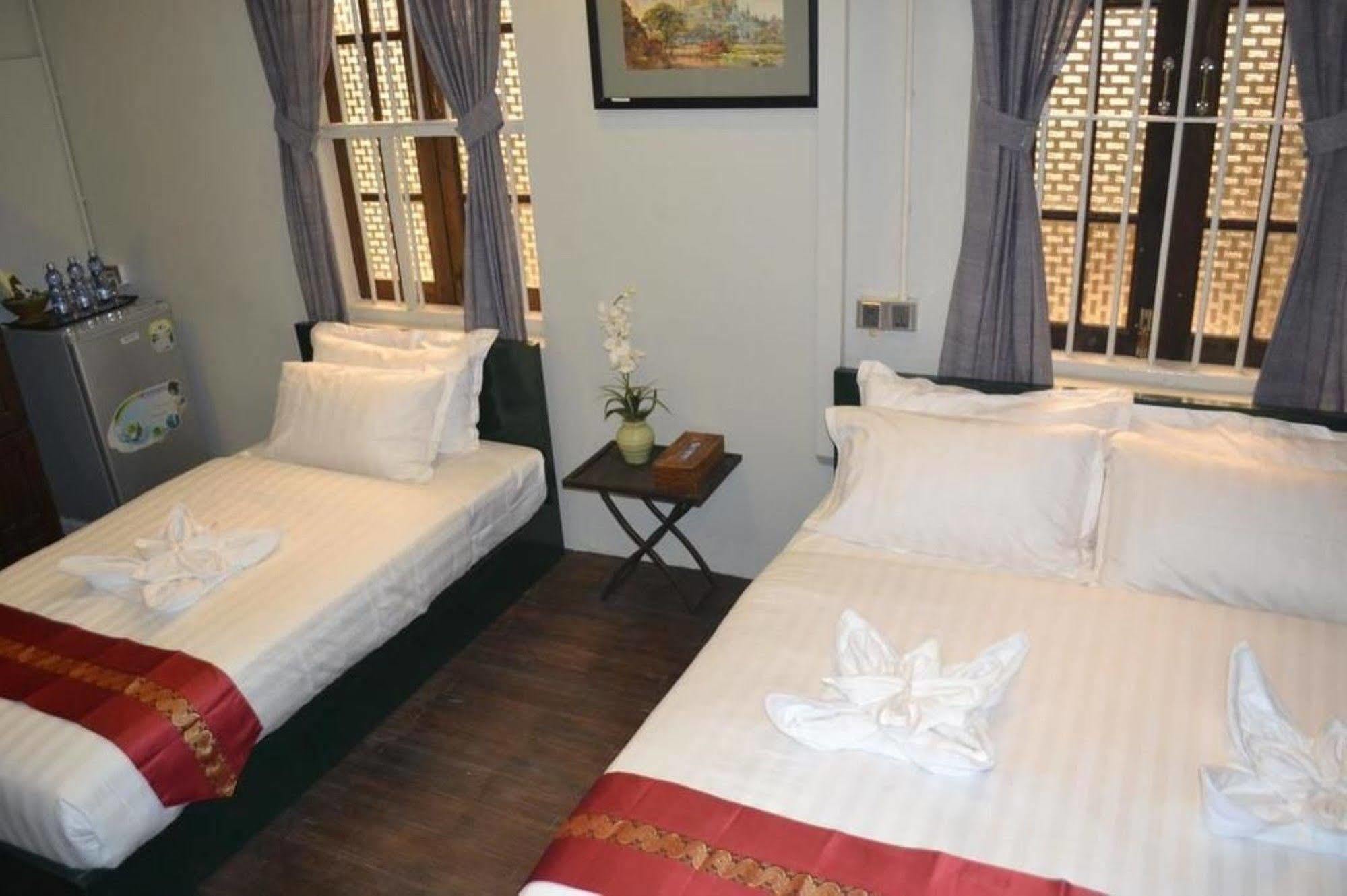 Hotel @ Yangon Heritage Kültér fotó